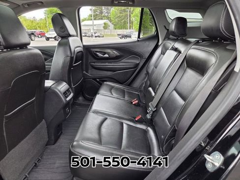 Used 2022 GMC Terrain SLT image 11