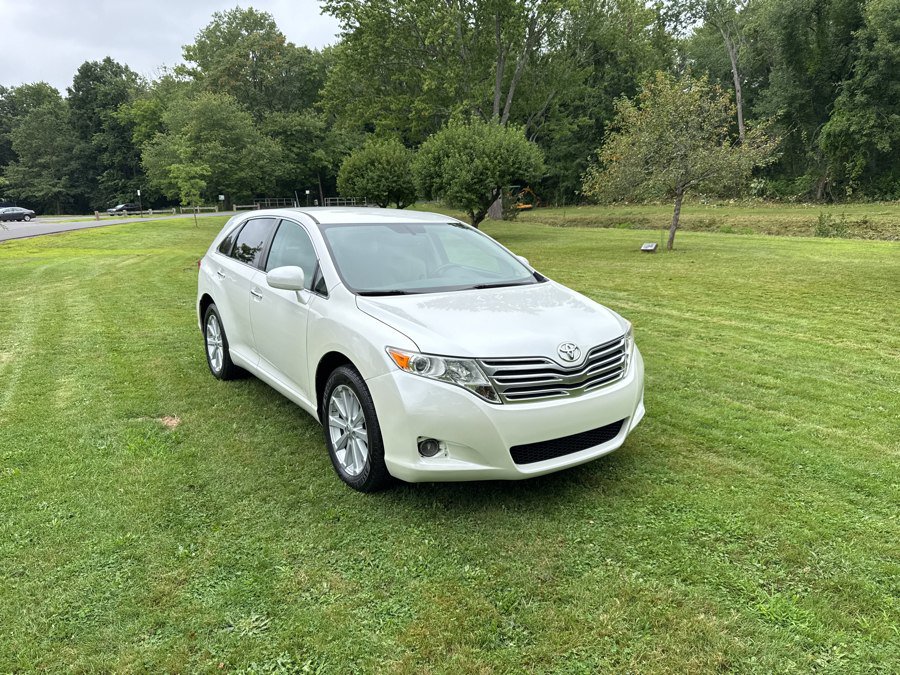 Used 2010 Toyota Venza AWD image 1