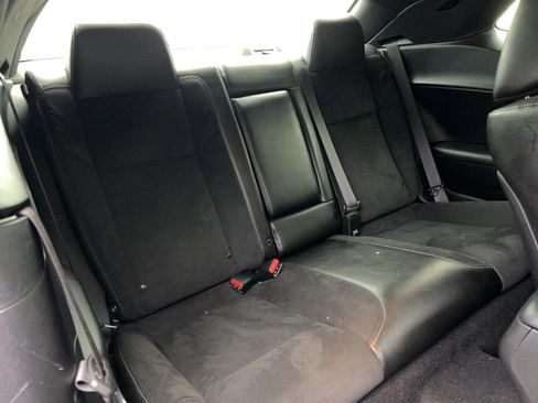 Used 2021 Dodge Challenger R/T w/ Plus Package image 28