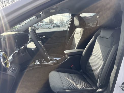 New 2026 Chevrolet Trax LT w/ Driver Confidence Package image 14