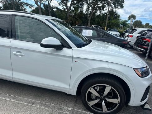 Certified 2022 Audi Q5 2.0T Premium Plus AWD/4WD image 8