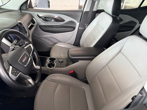 Used 2024 GMC Terrain SLT FWD image 14