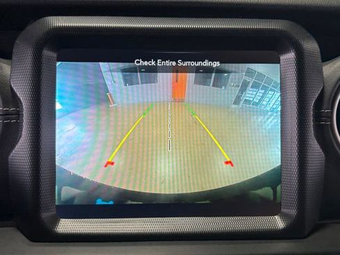 Used 2023 Jeep Wrangler Sahara w/ Cold Weather Group image 31