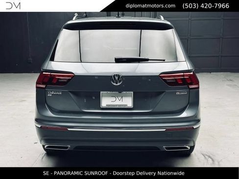 Used 2020 Volkswagen Tiguan SE w/ Panoramic Sunroof Package AWD/4WD image 6