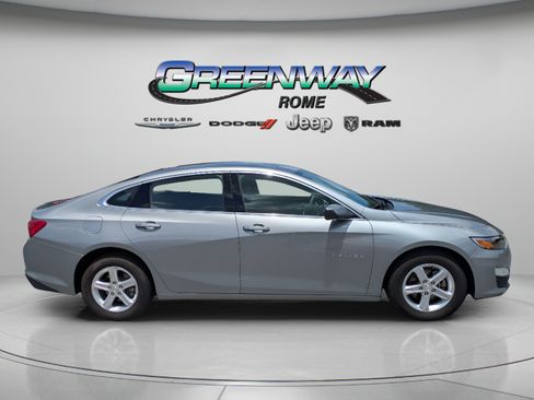 Used 2024 Chevrolet Malibu LT FWD image 8