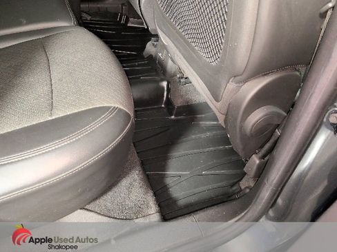 Used 2018 Buick Encore Preferred image 31