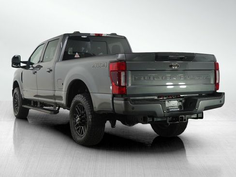 Used 2022 Ford F250 Lariat w/ Black Appearance Package image 3