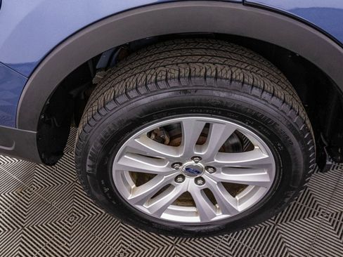 Used 2019 Ford Explorer XLT image 49