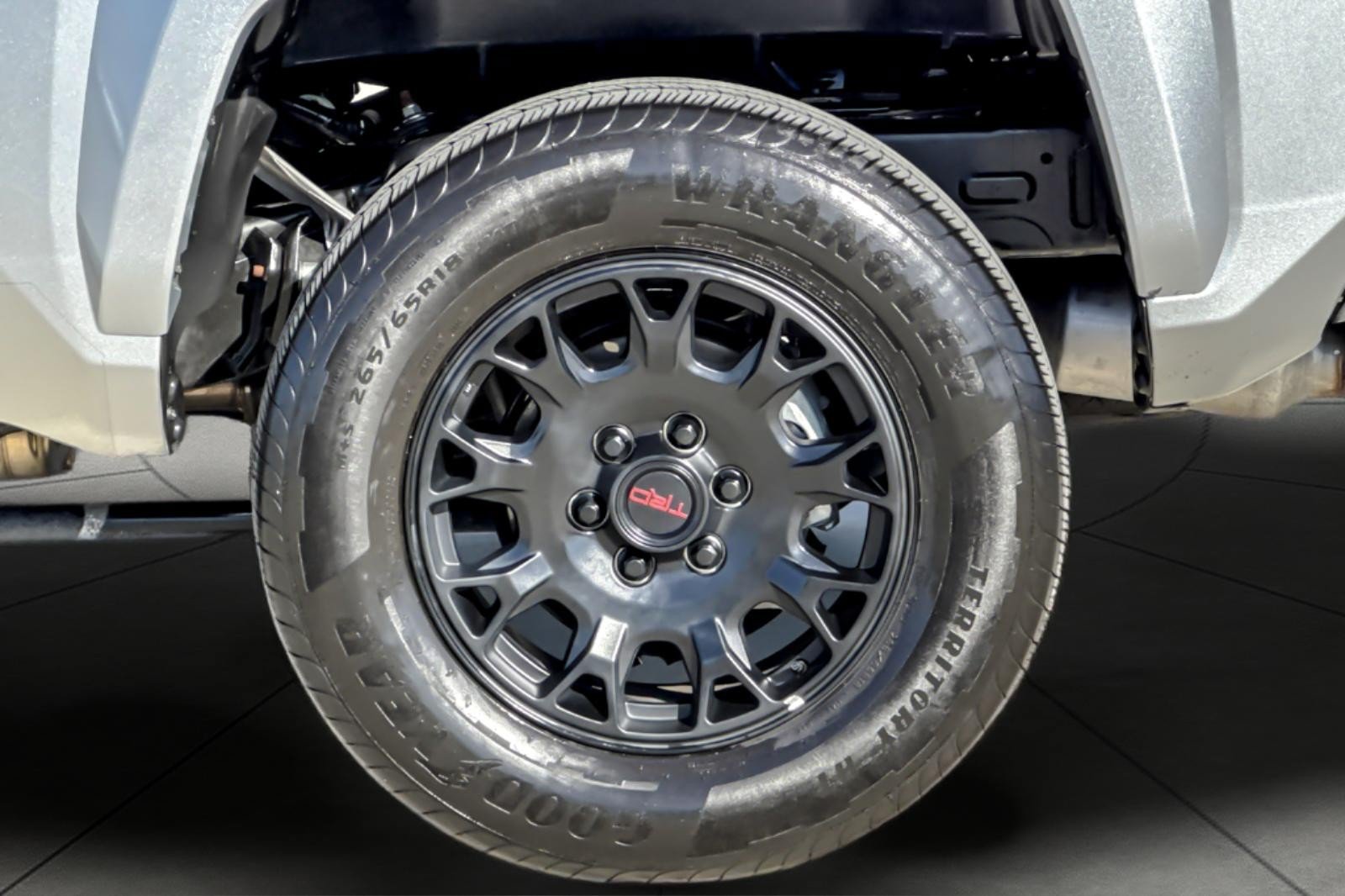 Certified 2025 Toyota Tacoma TRD Sport AWD/4WD image 24