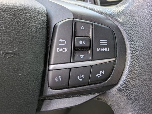 Used 2020 Ford Explorer XLT w/ Equipment Group 202A RWD image 23