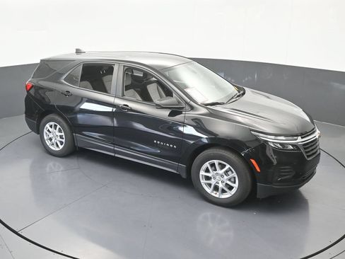 Used 2023 Chevrolet Equinox LS FWD image 49