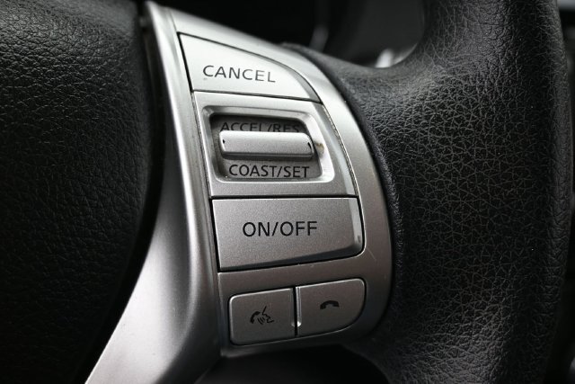 Used 2016 Nissan Rogue SV w/ SV Premium Package AWD/4WD image 17