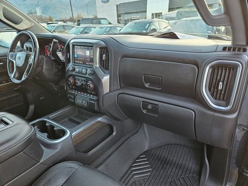 Used 2020 Chevrolet Silverado 1500 LT Trail Boss image 35