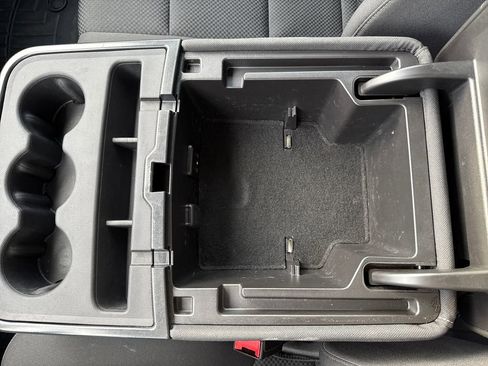 Used 2017 Chevrolet Silverado 2500 LT w/ LT Convenience Package image 29