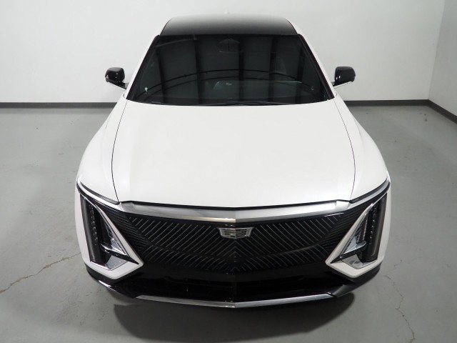 Used 2024 Cadillac Lyriq Tech w/ Driver Assist Package RWD image 11