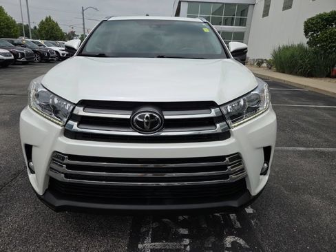 Used 2018 Toyota Highlander Limited w/ Protection Package #3 AWD/4WD image 3