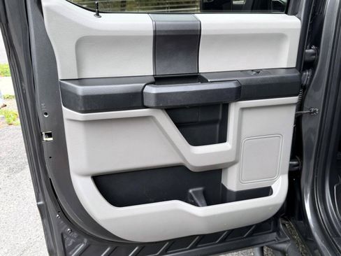 Used 2018 Ford F150 XL w/ Equipment Group 101A Mid AWD/4WD image 11