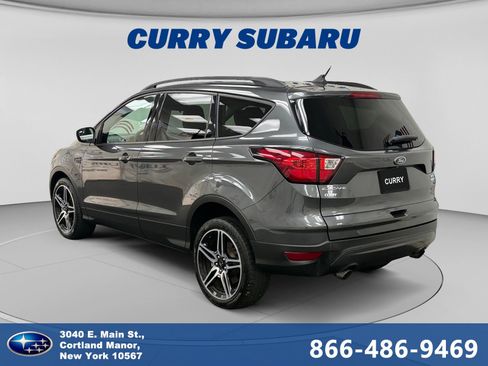 Used 2019 Ford Escape SEL AWD/4WD image 3