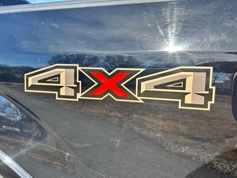 Used 2019 Ford F150 Lariat w/ Equipment Group 502A Luxury image 28