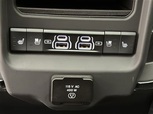 Used 2026 RAM 1500 Limited AWD/4WD image 13
