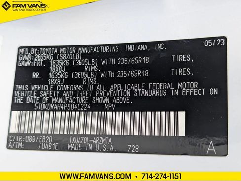 Used 2023 Toyota Highlander XLE FWD image 32