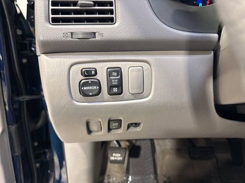 Used 2006 Toyota Sienna FWD image 12