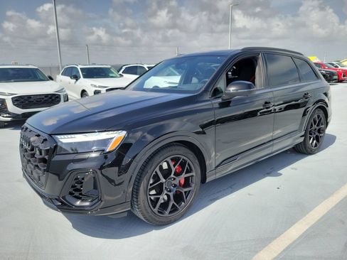 New 2026 Audi SQ7 Prestige AWD/4WD image 2