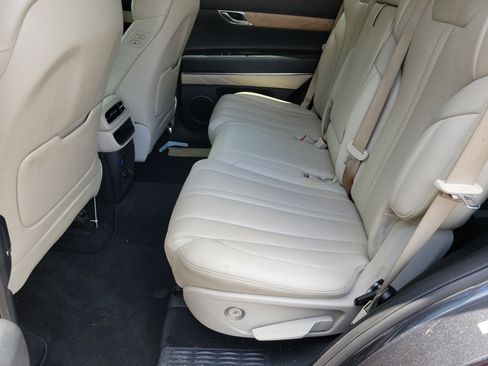 Used 2021 Genesis GV80 2.5T AWD/4WD image 8