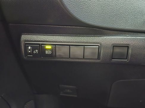 Used 2022 Toyota Corolla SE image 26