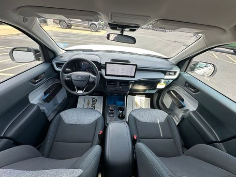 New 2025 Ford Maverick XLT w/ XLT Luxury Package image 5