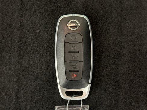 Used 2023 Nissan Rogue SV w/ SV Premium B Package image 22