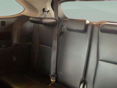 Certified 2025 Toyota Highlander XLE AWD/4WD image 32