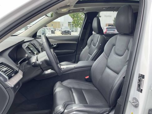 Used 2023 Volvo XC90 B6 Ultimate w/ Lounge Package AWD/4WD image 8