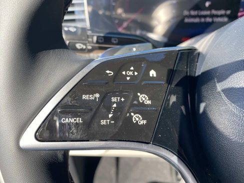 New 2026 Mercedes-Benz GLE 350 4MATIC image 17