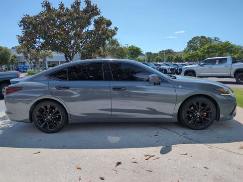 Used 2019 Lexus ES 350 F Sport w/ Accessory Package 2 FWD image 11