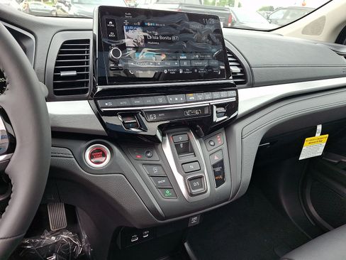 New 2026 Honda Odyssey EX-L image 8