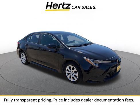 Used 2025 Toyota Corolla LE FWD image 1