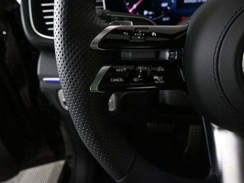 New 2026 Mercedes-Benz GLS 450 4MATIC image 10