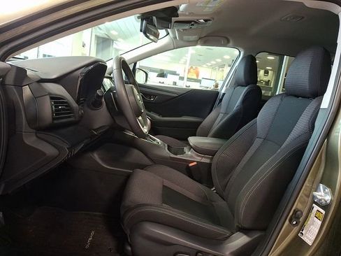 Certified 2025 Subaru Outback Premium AWD/4WD image 13