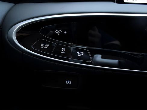 New 2026 Genesis GV70 2.5T image 31