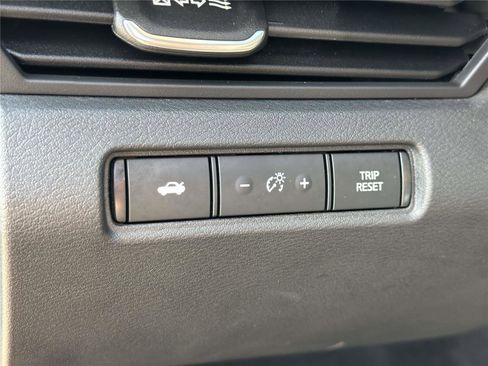 Certified 2022 Nissan Altima 2.5 SV image 19