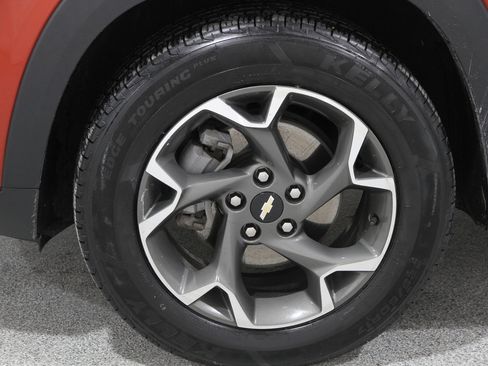 Certified 2024 Chevrolet Trax LT w/ LT Convenience Package image 20