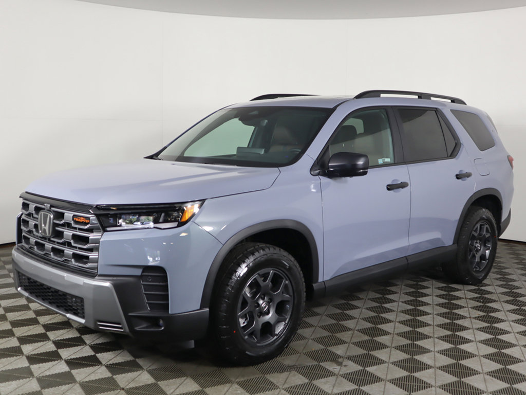 New 2026 Honda Pilot TrailSport image 3