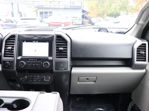 Used 2019 Ford F150 XLT w/ Equipment Group 302A Luxury image 18