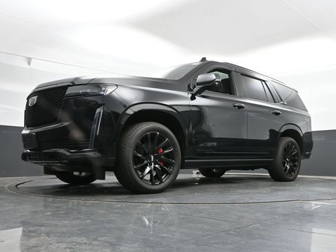 Used 2022 Cadillac Escalade Sport w/ Touring Package AWD/4WD image 46