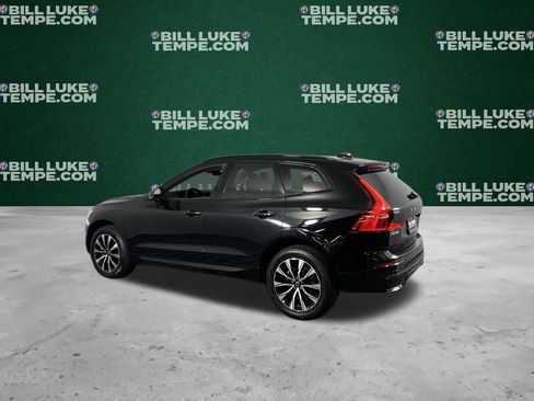 Used 2025 Volvo XC60 B5 Plus image 8