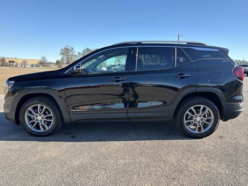 Used 2022 GMC Terrain SLT image 7