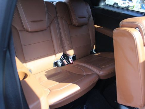 Used 2018 Mercedes-Benz GLS 550 4MATIC image 32