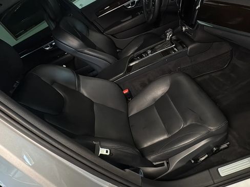 Used 2019 Volvo S90 T5 Momentum FWD image 26