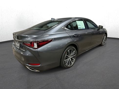 New 2025 Lexus ES 350 w/ Premium Package image 3